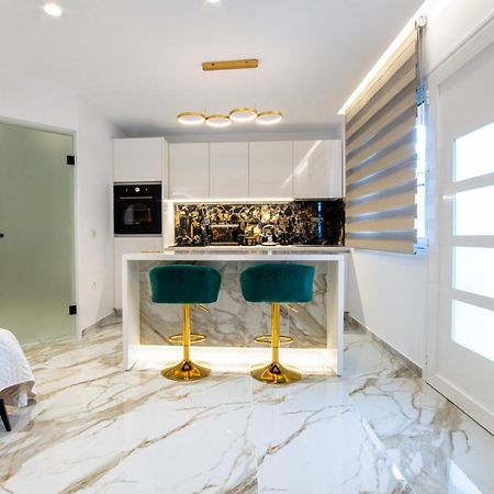 Δvo Luxury Apartment Agios Nikolaos  Exterior photo